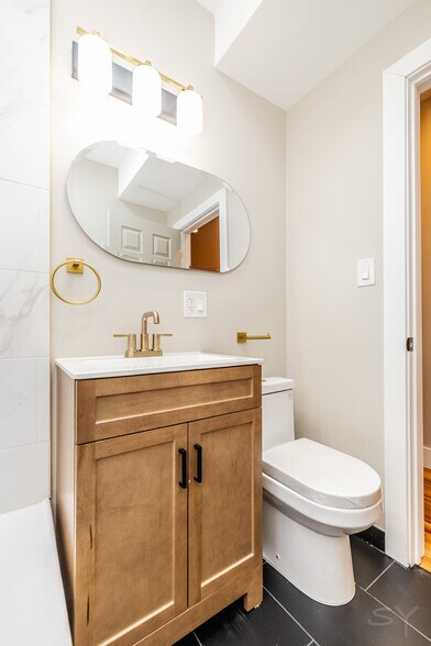 More Photos Of 6129 N Ravenswood Ave, Chicago Multifamily For Sale