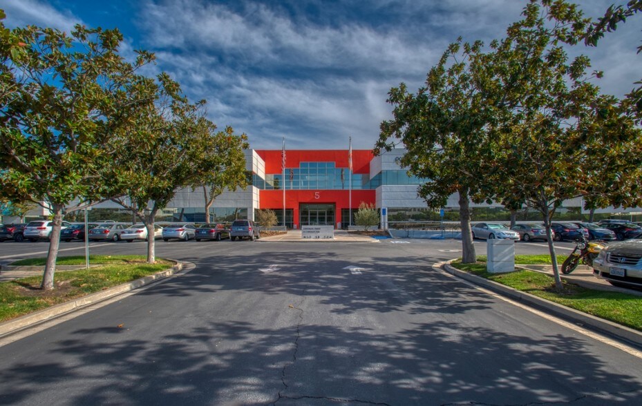 More Photos Of 5 Corporate Park, Irvine Office For Lease