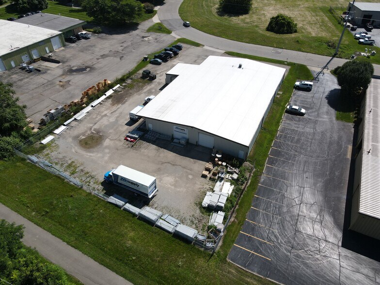 More Photos Of 3739 Inpark Cir, Dayton Warehouse For Lease