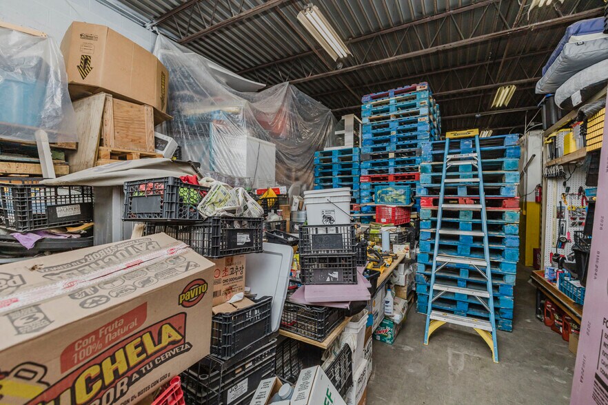 More Photos Of 925 E 19th St, Wichita Warehouse For Sale