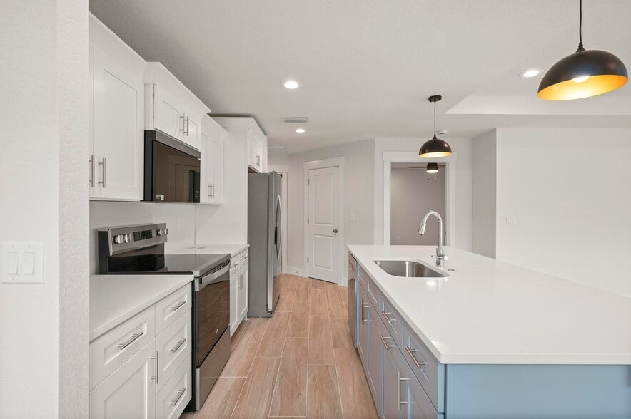 More Photos Of 26136 Northern Cross Rd, Punta Gorda Apartments For Sale