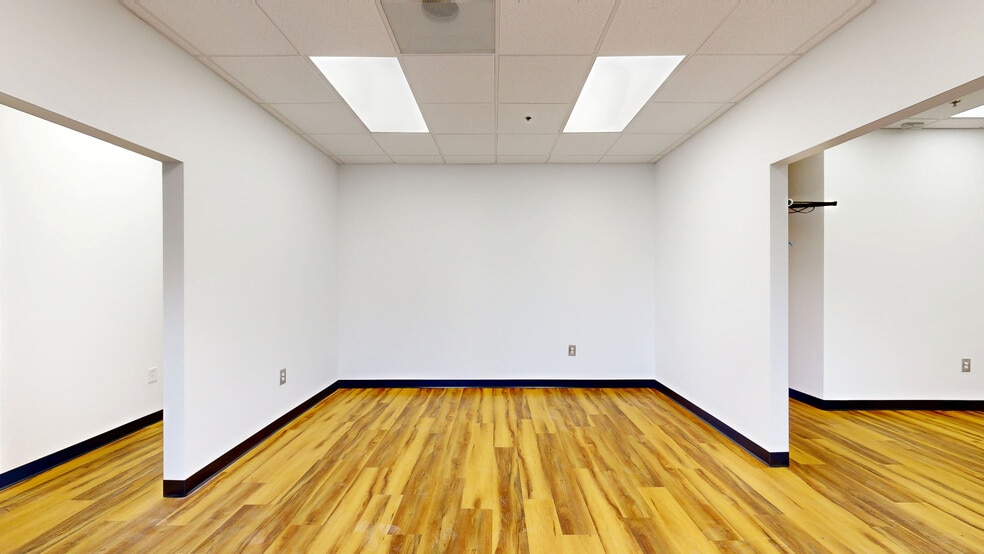 More Photos Of 1450-1468 Chattahoochee Ave NW, Atlanta Warehouse For Lease