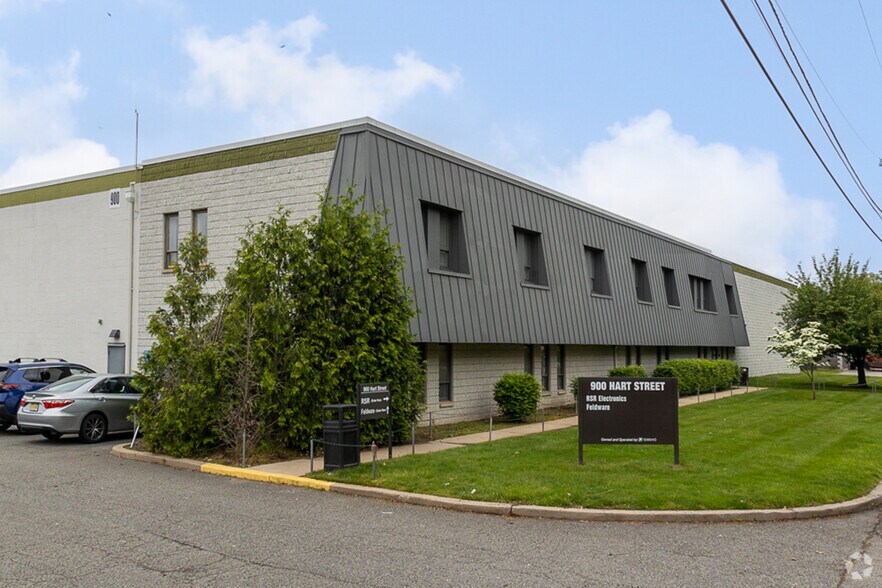 Primary Photo Of 900 Hart St, Rahway Warehouse For Lease