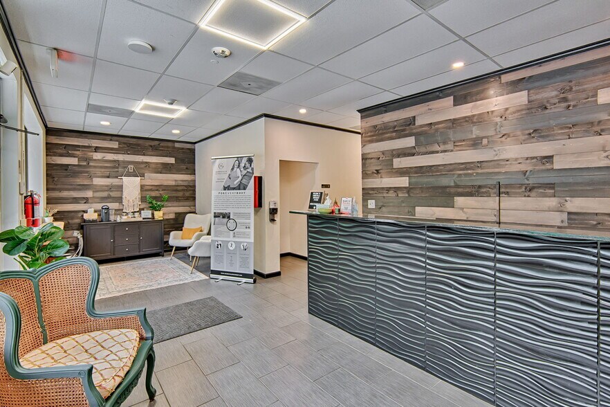 More Photos Of 1724 NE 2nd St, Gainesville Light Manufacturing For Sale