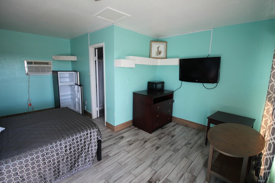 More Photos Of 6434 US Highway 19, New Port Richey Hotel For Sale