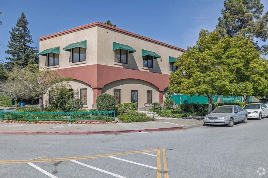 More Photos Of 608 N El Camino Real, San Mateo Schools For Lease