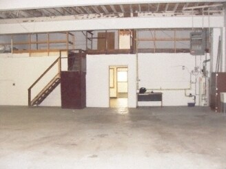 More Photos Of 3429-3441 Filbert St, Wayne Service For Lease