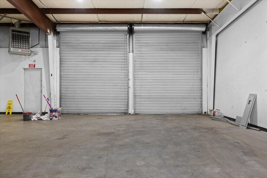 More Photos Of 1501 Sage Rd, Medford Warehouse For Sale