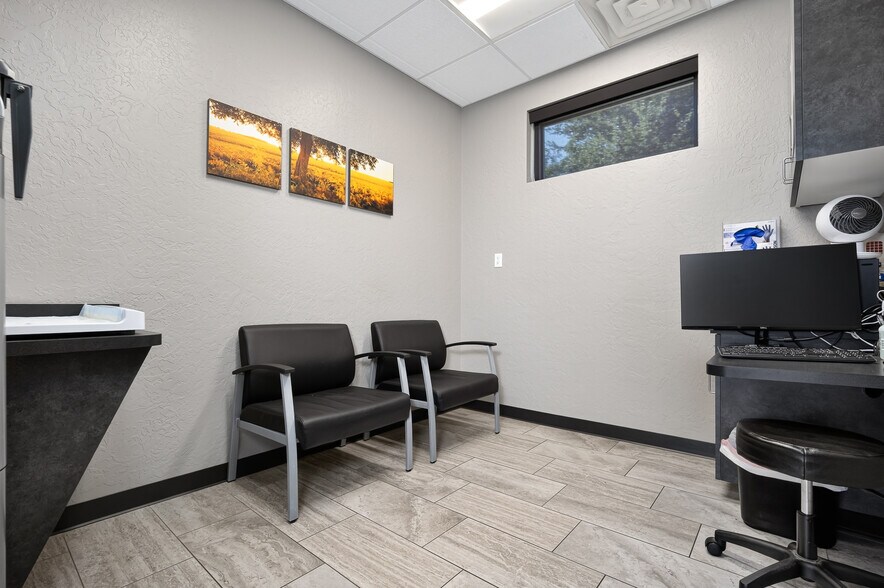 More Photos Of 2804 SW 134th St, Oklahoma City Medical For Sale