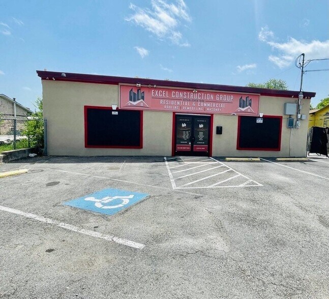 Primary Photo Of 2616 SW Loop 410, San Antonio Flex For Sale