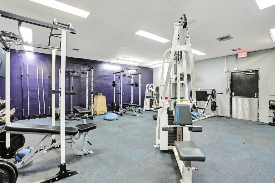 More Photos Of 959 SE 6th Ave, Deerfield Beach Schools For Sale