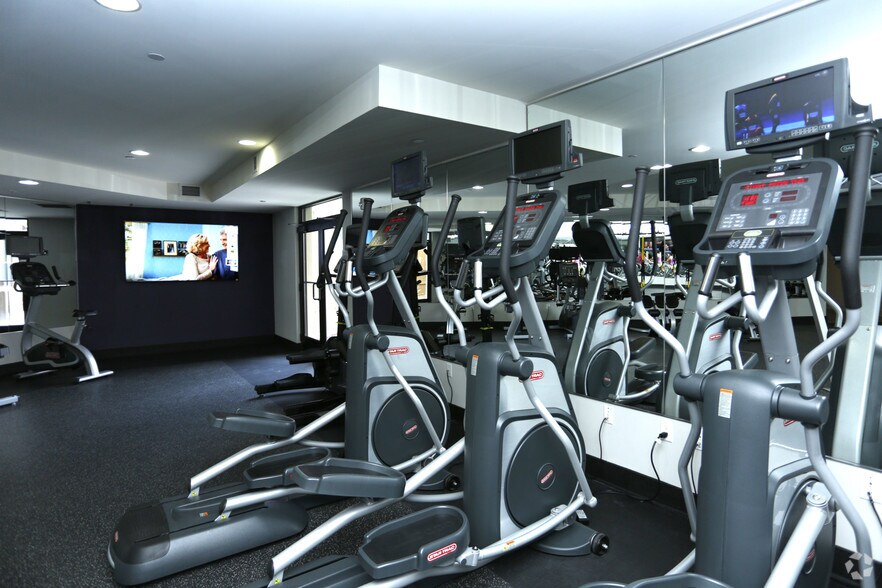 More Photos Of 28 Valley, Montclair Coworking Space