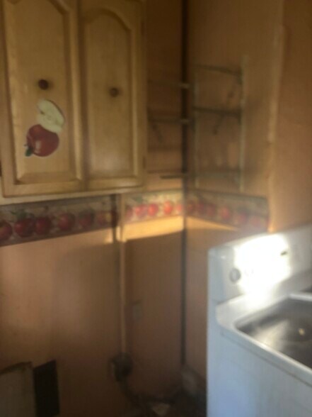 More Photos Of 1447 W Delaware Ave, Toledo Apartments For Sale