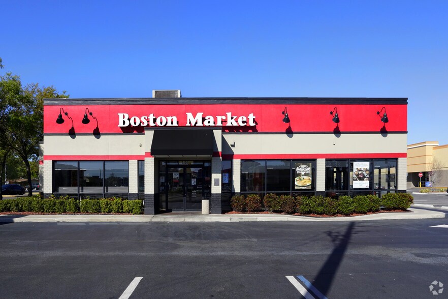 More Photos Of 7820 113th St, Seminole Restaurant For Lease