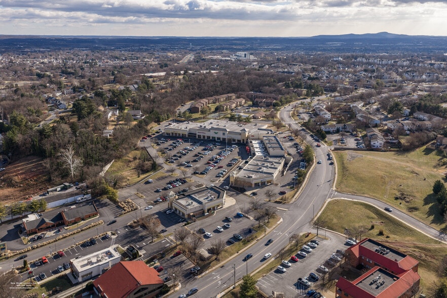 Primary Photo Of 1080 W Patrick St, Frederick Unknown For Lease