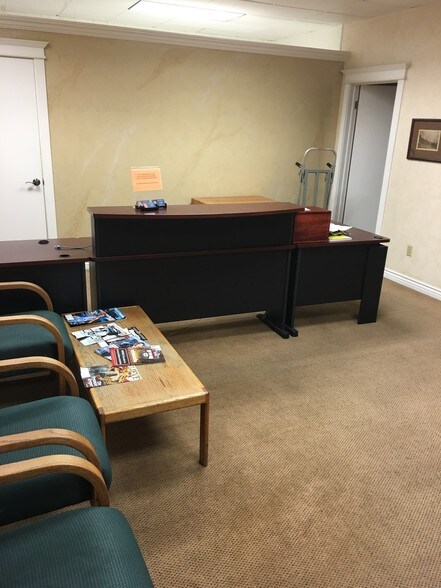 More Photos Of 2550 Washington Blvd, Ogden Office For Lease