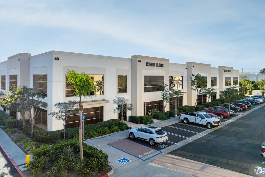 Primary Photo Of 41-55 Post Dr, Irvine Light Manufacturing For Sale