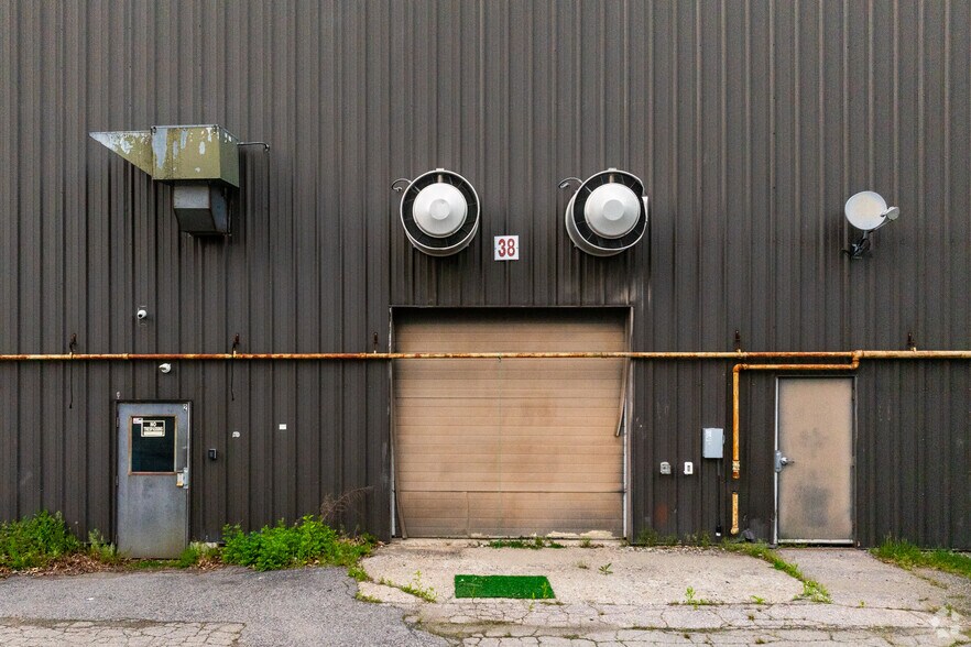 More Photos Of 208 North St, Foxborough Warehouse For Lease