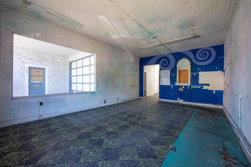 More Photos Of 535-539 Main St, Half Moon Bay Storefront Retail Residential For Sale