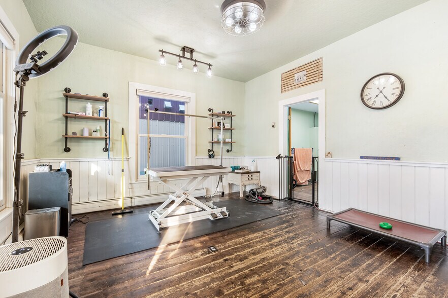 More Photos Of 444 Lewis St, Pagosa Springs Office Residential For Sale