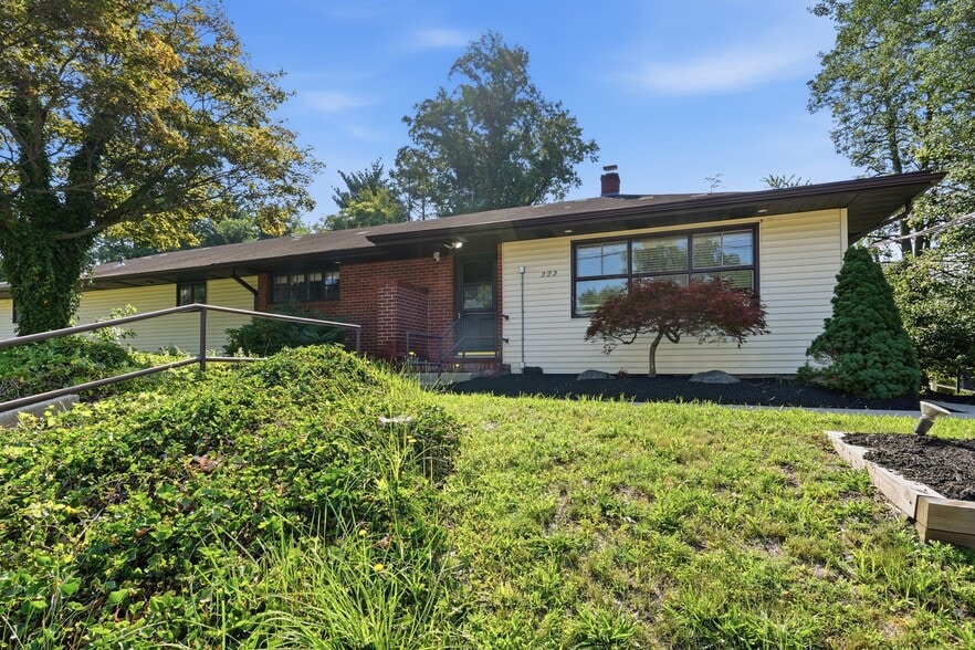 More Photos Of 222 Gibbsboro Rd, Clementon Office For Sale
