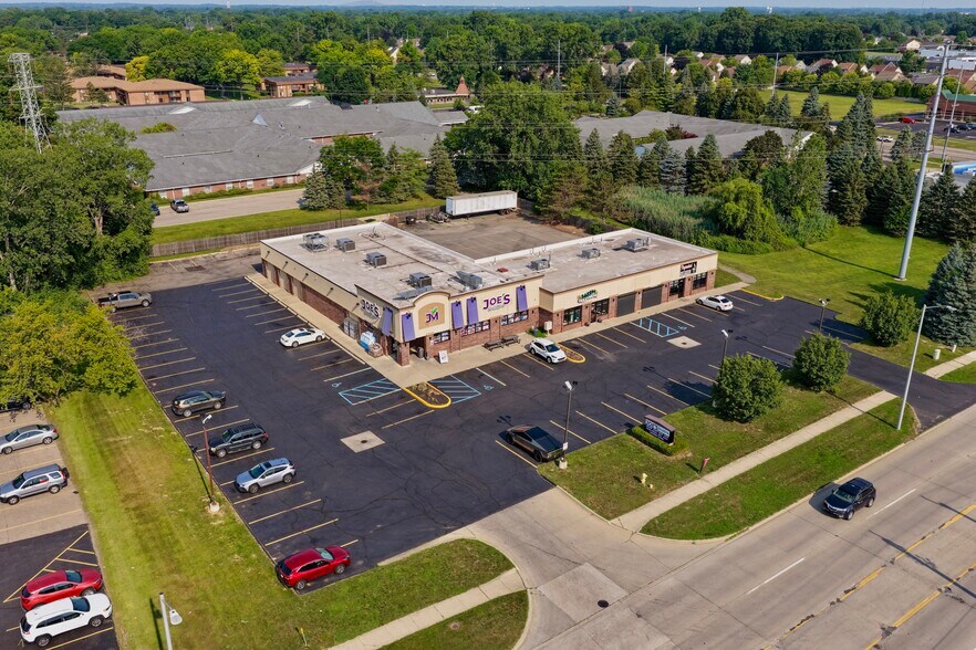 Primary Photo Of 8631-8675 N Newburgh Rd, Westland Unknown For Lease