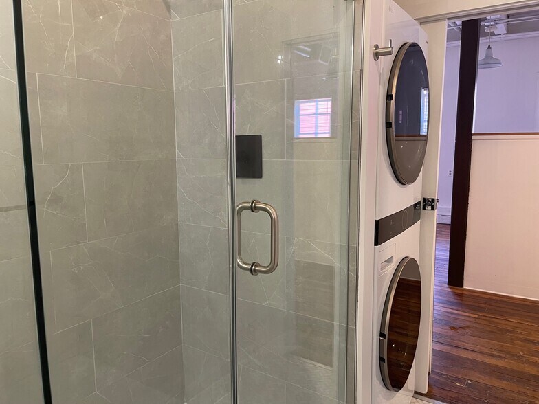 More Photos Of 163 Exchange St, Pawtucket Office For Sale