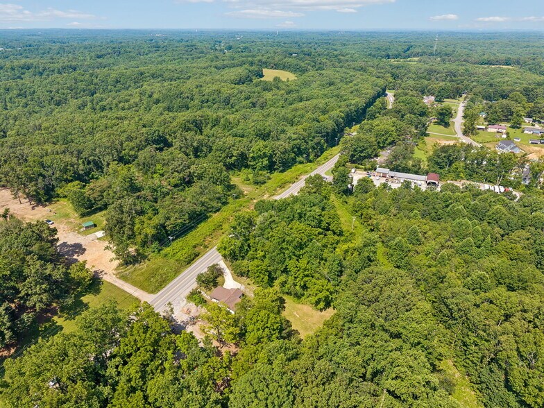 More Photos Of 1392 Fairview Blvd Blvd, Fairview General Retail For Sale