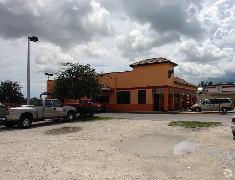More Photos Of 17721 NW 27th Ave, Miami Gardens Restaurant For Lease