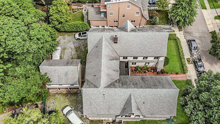 More Photos Of 4320 Hamilton Pl, Flushing Apartments For Sale