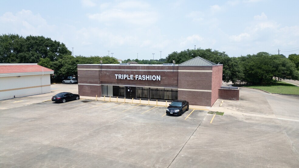 More Photos Of 2193 Texas Pkwy, Missouri City Freestanding For Sale