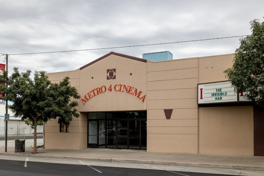 More Photos Of 123 E 7th St, Hanford Movie Theatre For Sale