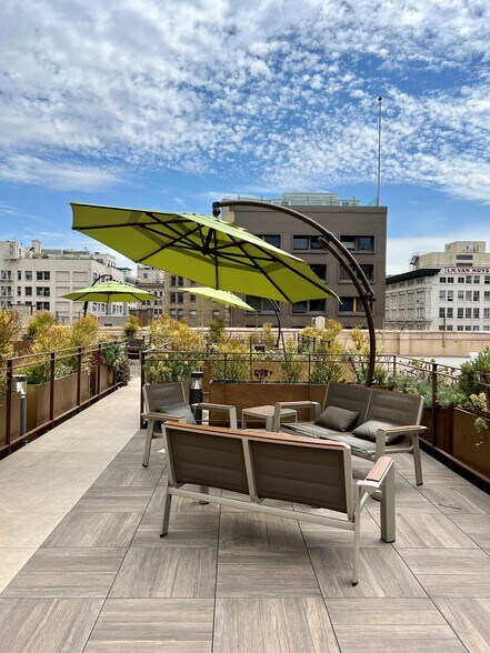 More Photos Of 309 W 7th 309 W 7th St, Los Angeles Office For Sale