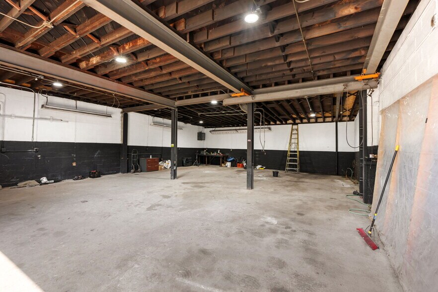 More Photos Of 1947-1949 Richmond Ter, Staten Island Industrial For Sale