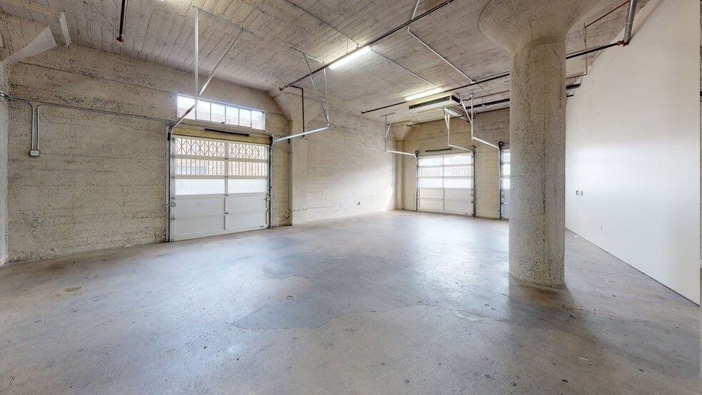 More Photos Of 915 Mateo St, Los Angeles Loft Creative Space For Lease