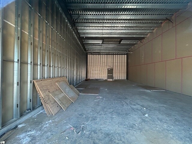 More Photos Of 2411 Jacaman Rd, Laredo Storefront For Lease