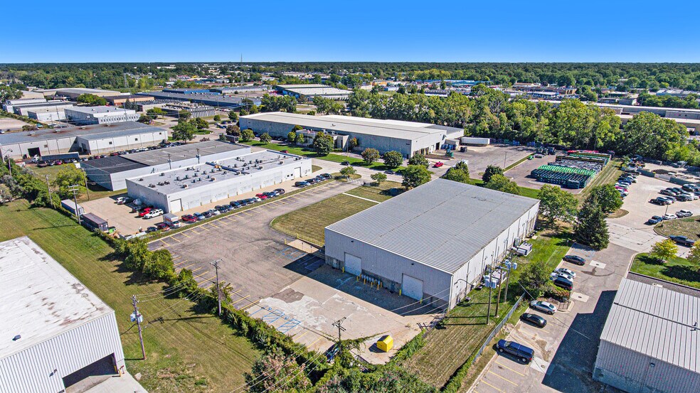 More Photos Of 23605 Regency Park Dr, Warren Manufacturing For Sale