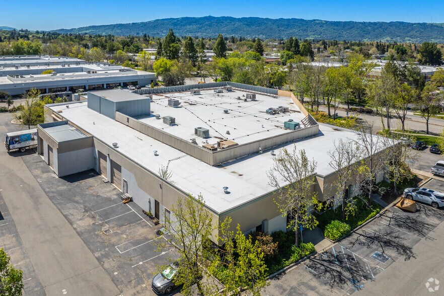 More Photos Of 1279 Quarry Ln, Pleasanton Light Manufacturing For Lease