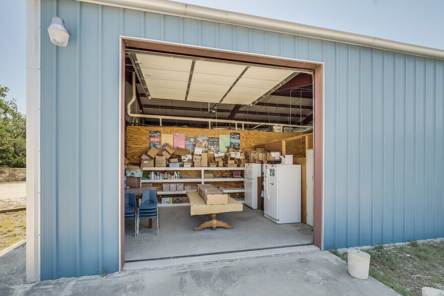 More Photos Of 3500 Lohmans Ford Rd, Lago Vista Warehouse For Sale