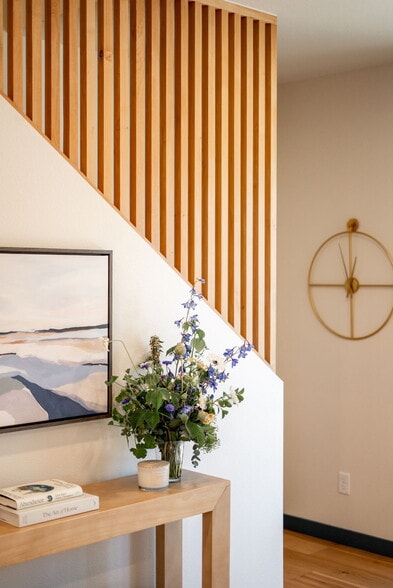 More Photos Of 940 NE Norton Ave, Bend Apartments For Sale