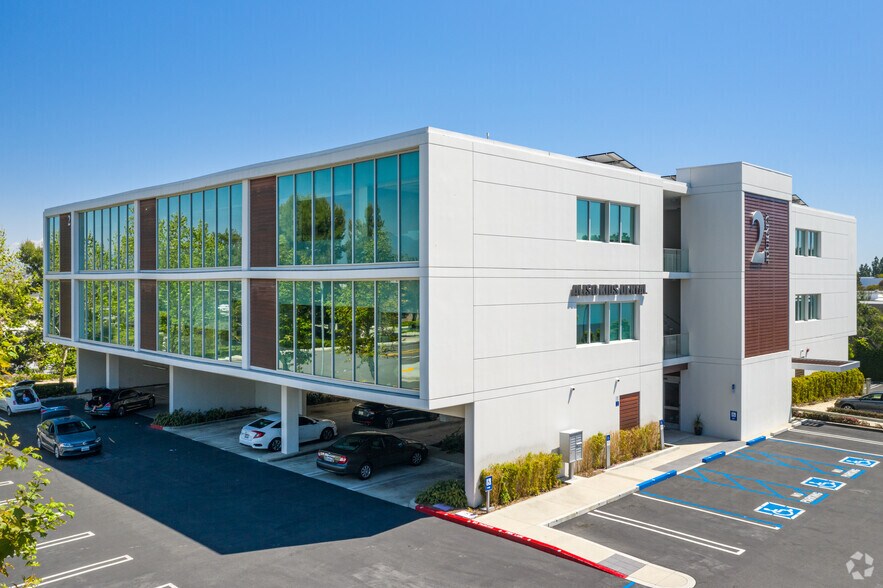 More Photos Of 2 Journey, Aliso Viejo Medical For Lease