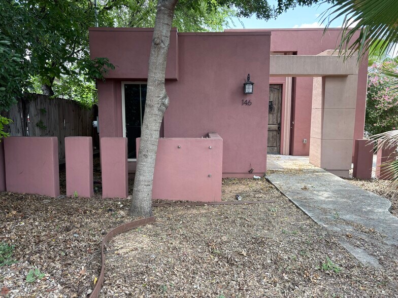 More Photos Of 146 Babcock Rd, San Antonio Office For Sale