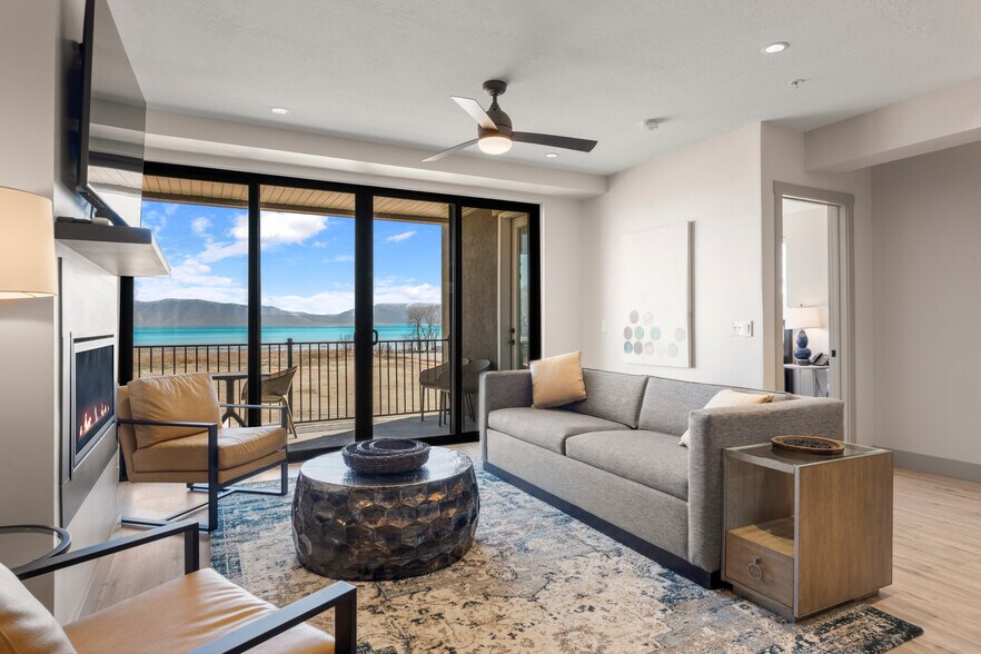 More Photos Of 45 E 150 S, Garden City Apartments For Sale