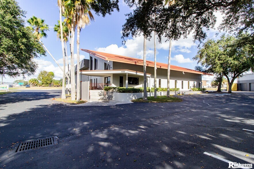 More Photos Of 4100 Recker Hwy, Winter Haven Warehouse For Lease