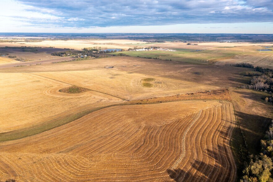 More Photos Of 7520 C & E Trl, Innisfail Land For Sale