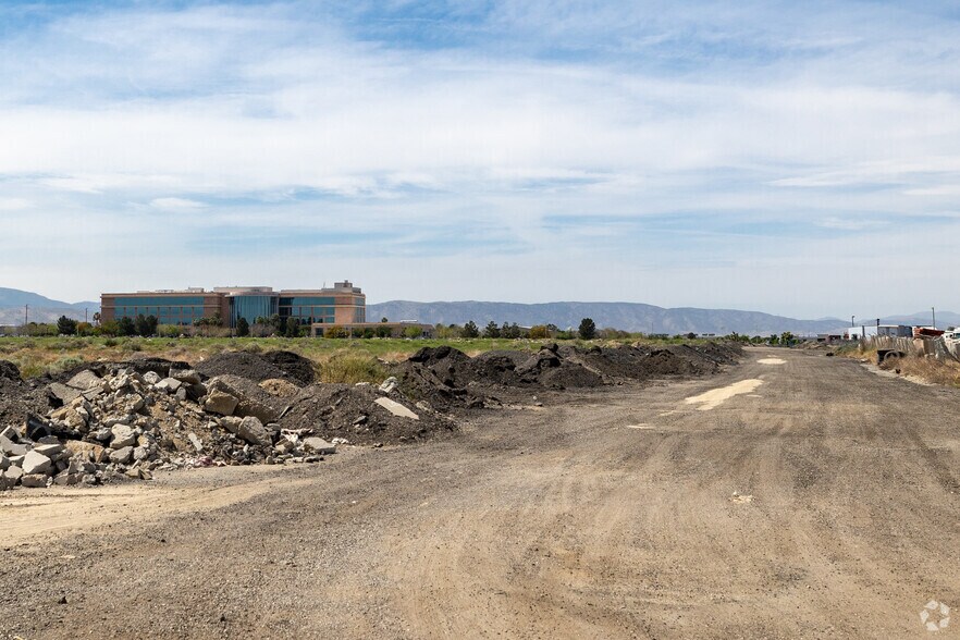 More Photos Of Avenue M Vic @ 2nd Street West, Lancaster Land For Sale