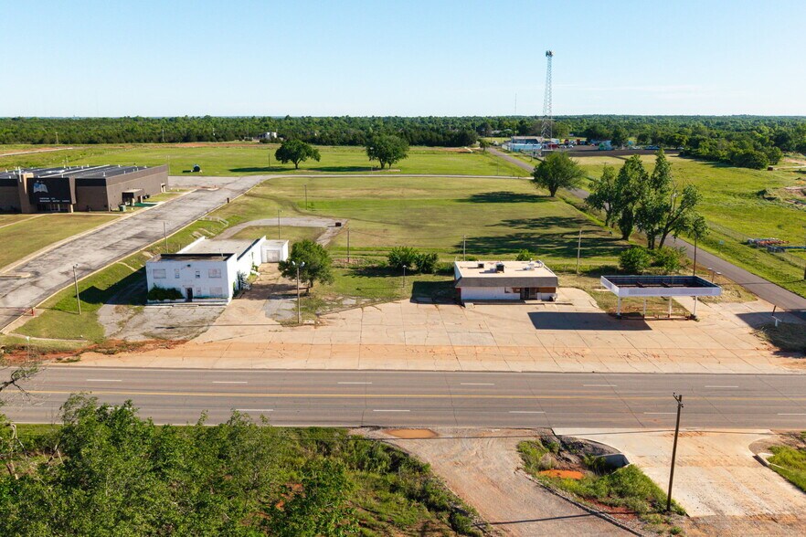 More Photos Of 4627 NE 23rd St, Oklahoma City Religious Facility For Sale
