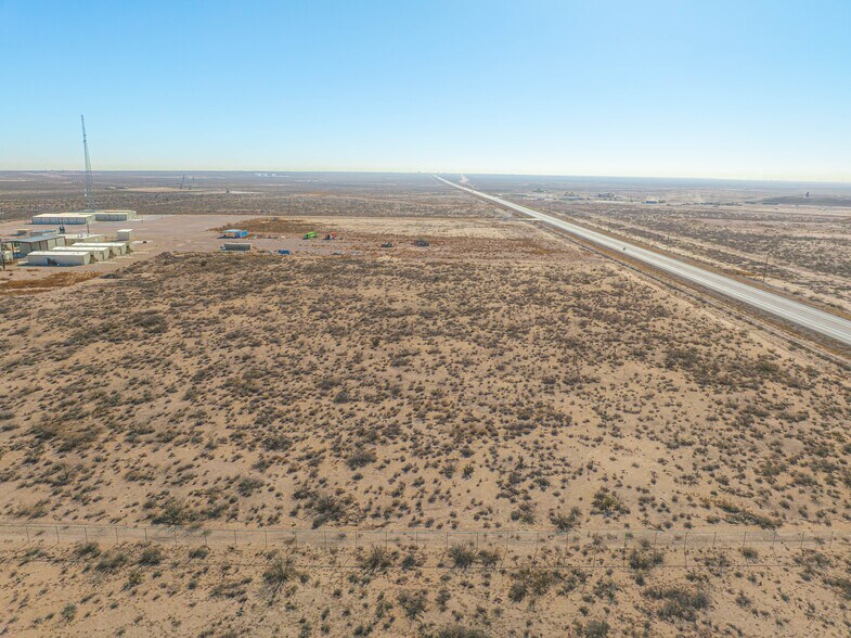 More Photos Of 906 S Highway 285, Pecos Warehouse For Sale
