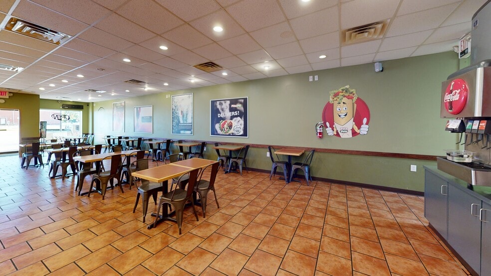 More Photos Of 1216 4th Ave, Huntington Storefront Retail Office For Sale