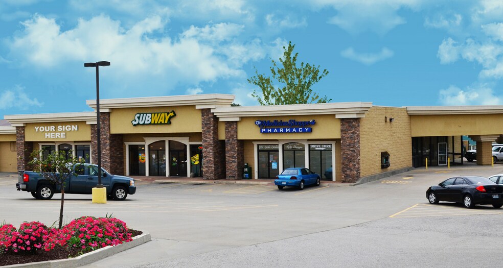 More Photos Of 1103 S US Highway 169, Smithville Storefront Retail Office For Lease
